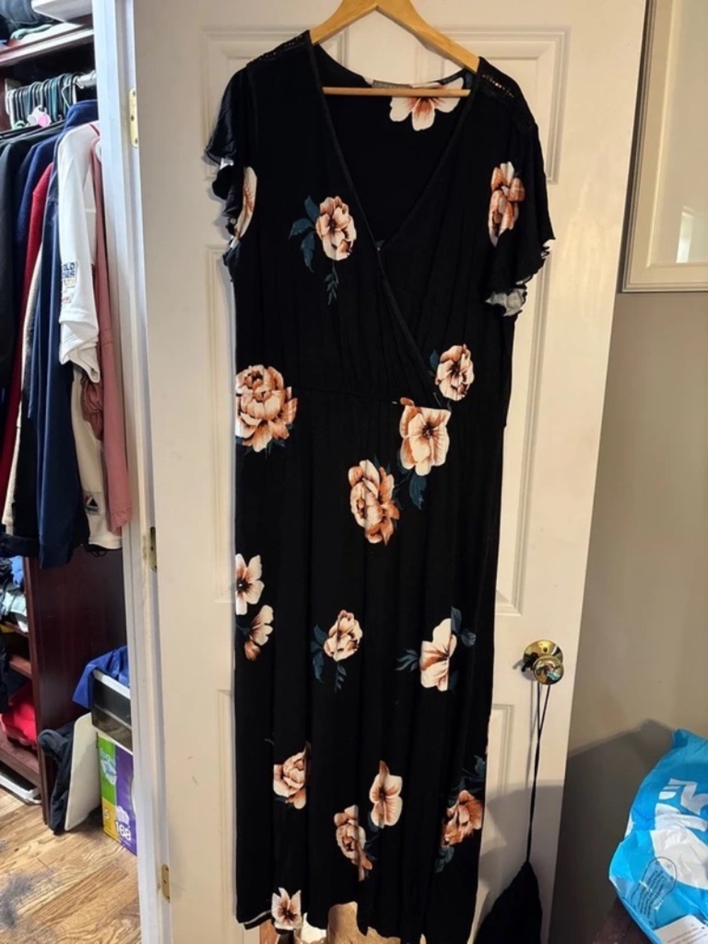 Black Long Comfortable Rose Dress